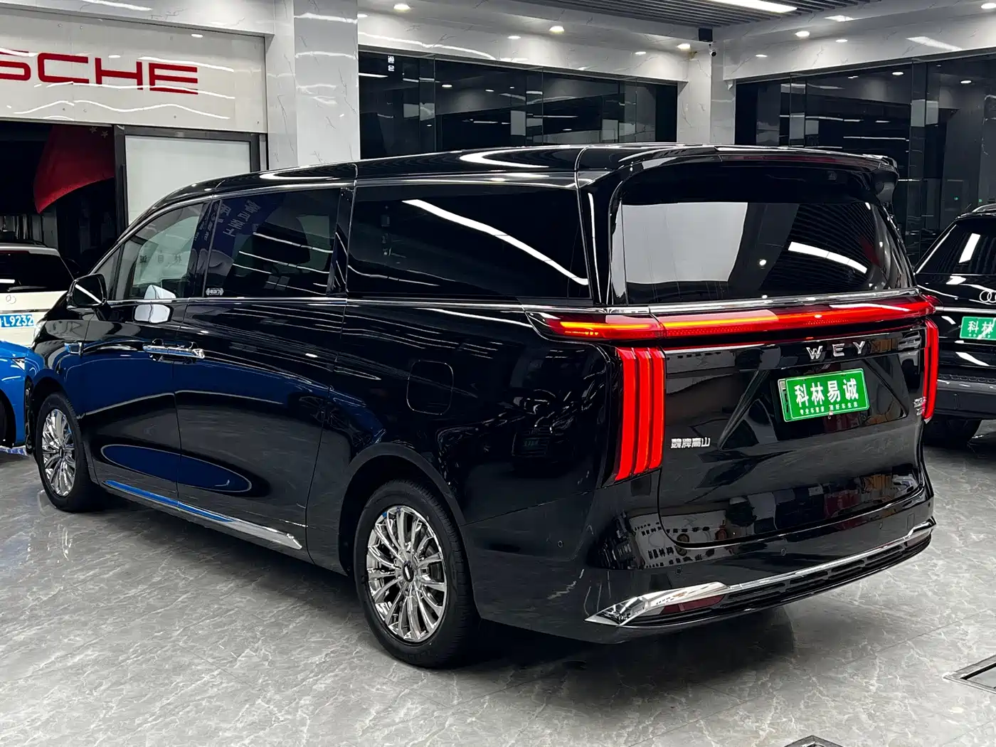 WEY Alpine 2024 2023 AWD Executive Long Wheelbase