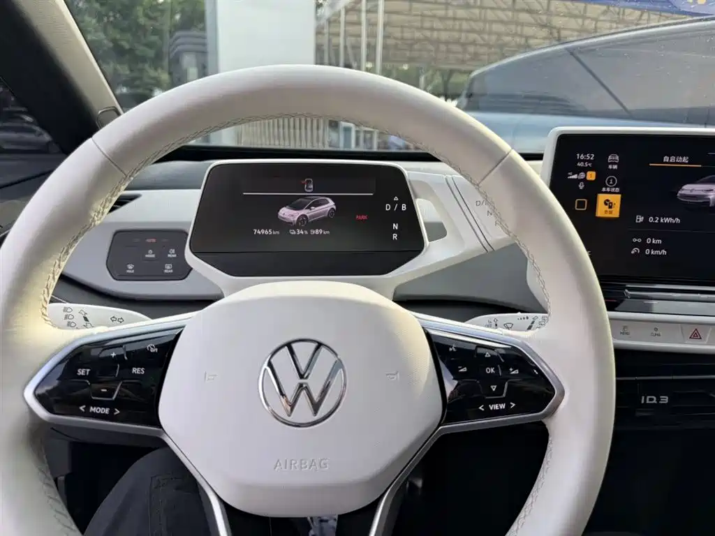 Volkswagen ID.3 2024 Outstanding Edition фото 4