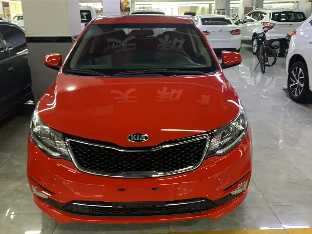 Kia K2 2015 Hatchback 1.4L AT GLS Cool Edition фото 3