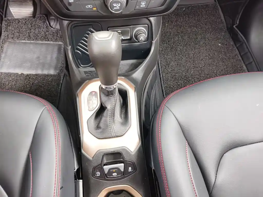 Jeep Renegade 2018 2018 Connected Large Screen Edition 180T Automatic High Energy