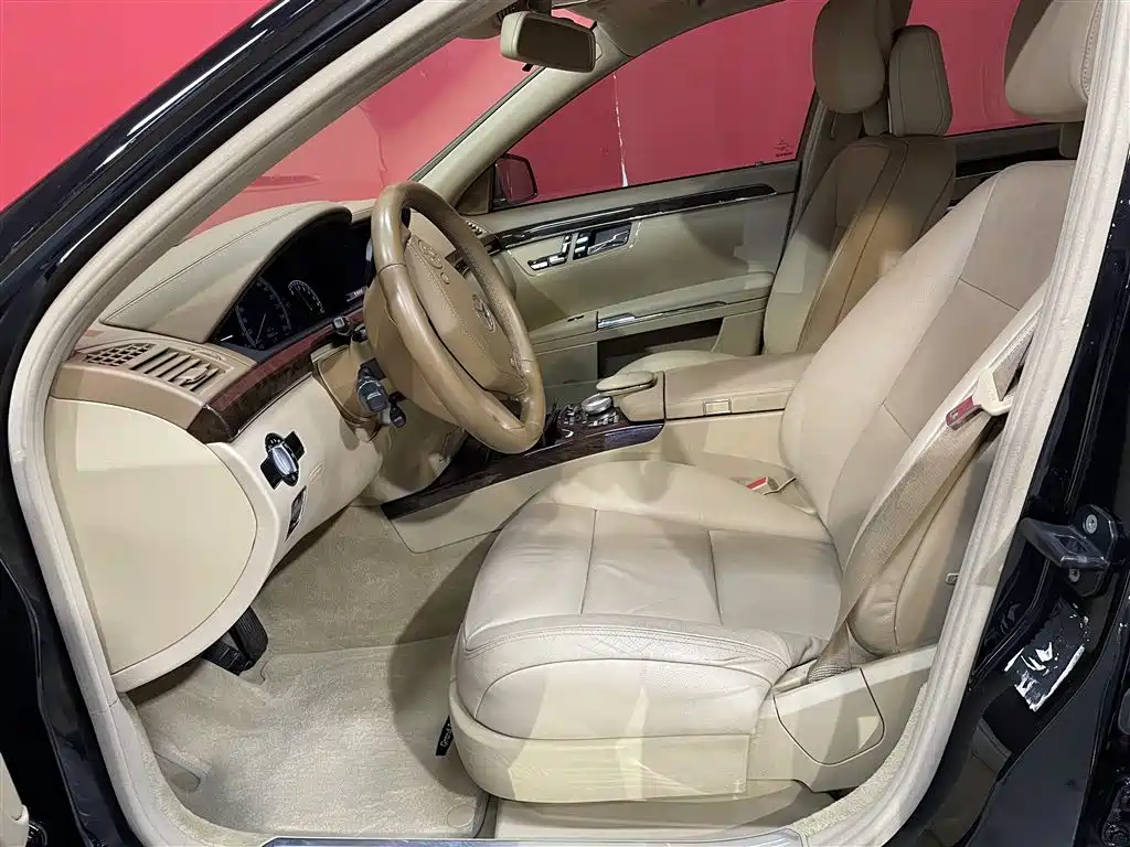 Mercedes-Benz S-Class 2012 S 300 L Premium Grand Edition фото 5
