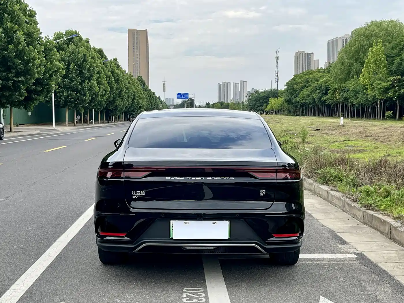 BYD Han 2023 EV Champion Edition 605KM FWD Premium фото 18