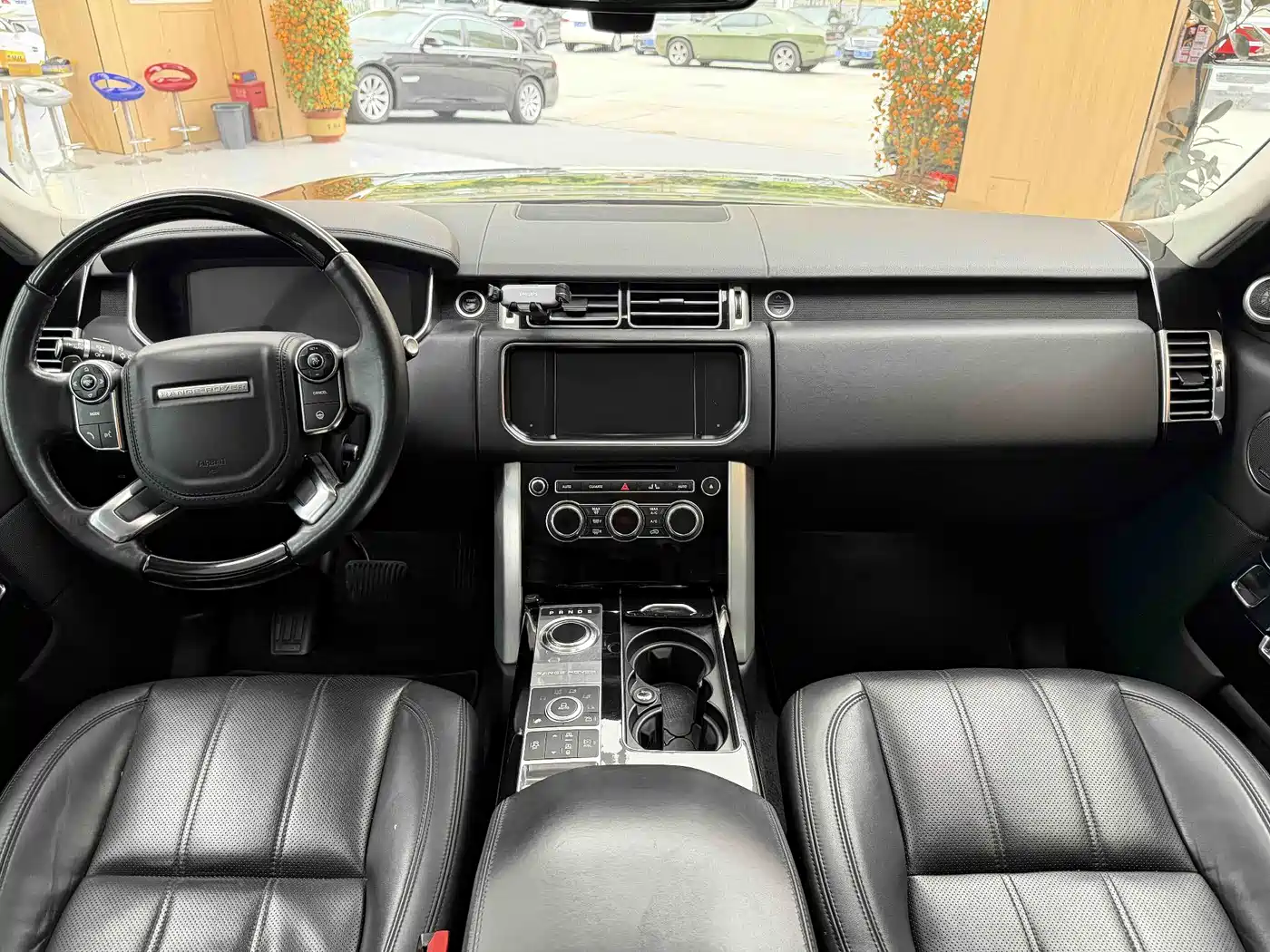 Land Rover Range Rover 2013 NA 5.0 V8 Vogue SE фото 16