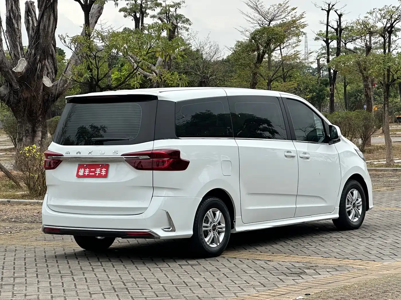 SAIC Maxus Maxus G20 2023 ES 2.0T Gasoline Automatic Premium Edition фото 6