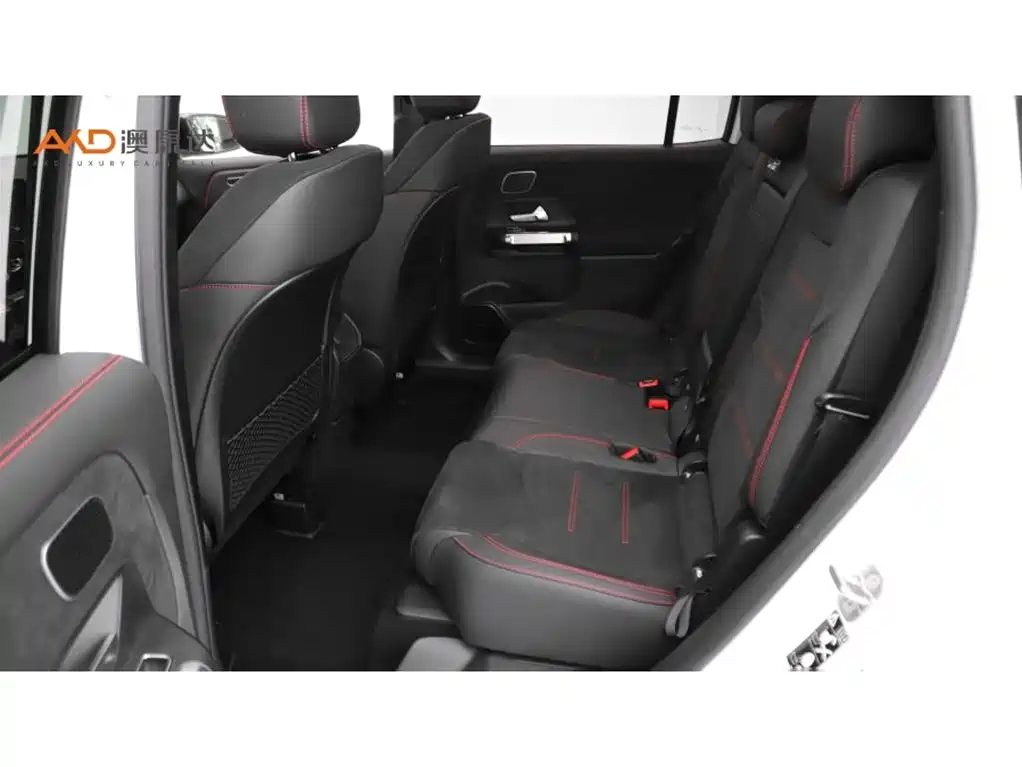 Mercedes-Benz GLB AMG 2024 AMG GLB 35 4MATIC фото 7