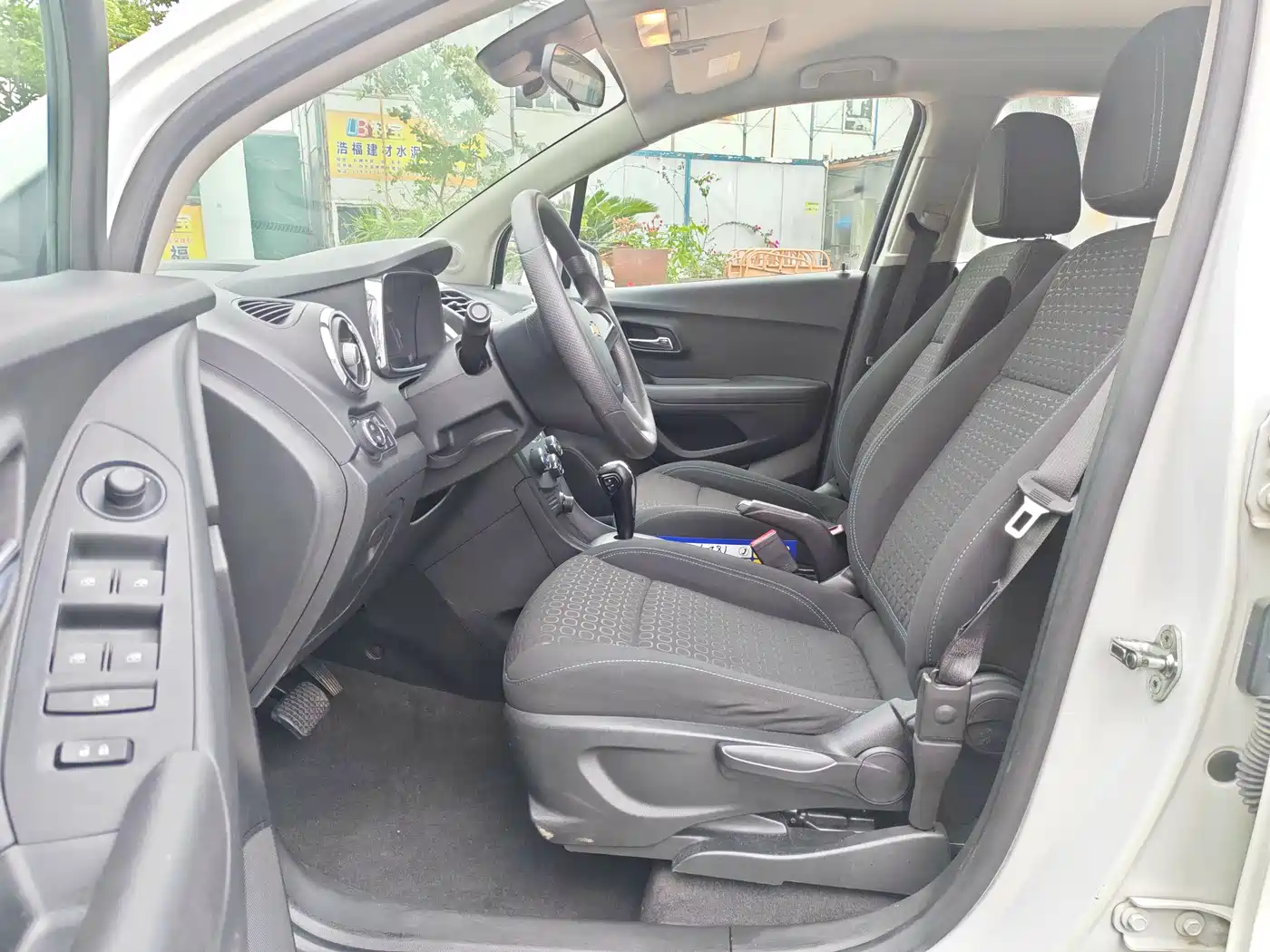 Chevrolet Trax 2014 1.4T Automatic 2WD Comfort фото 6