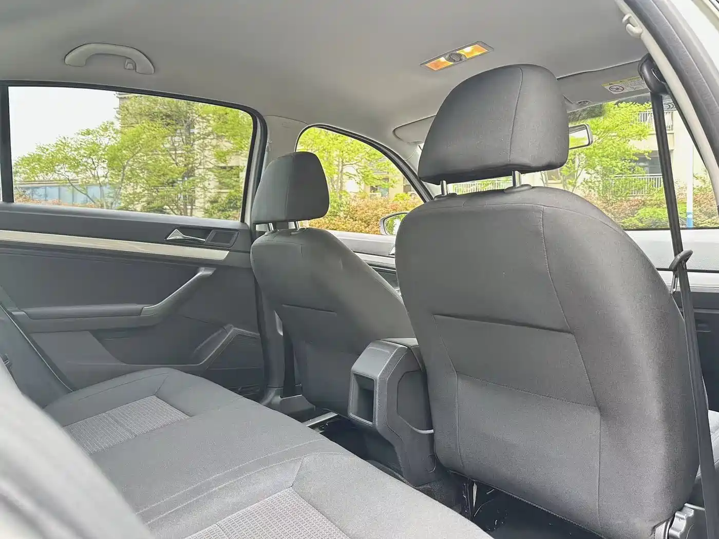 Volkswagen Lavida 2017 1.6L Automatic Trend Edition фото 13