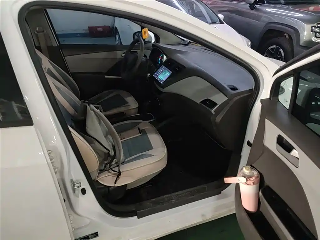 Chevrolet Lova RV 2016 1.5L Automatic Easy-Ride фото 25