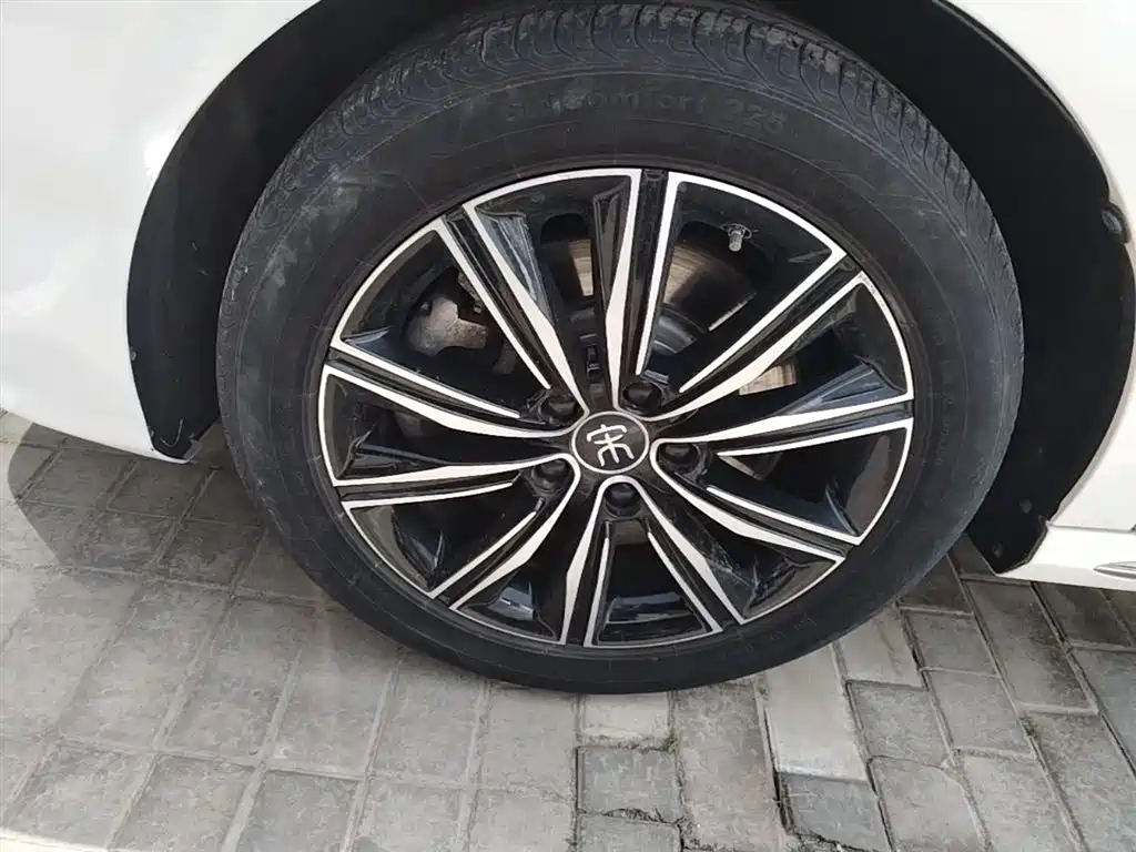 BYD Song MAX New Energy 2019 DM 1.5T Smart Connect Advance 7-seater China VI фото 23