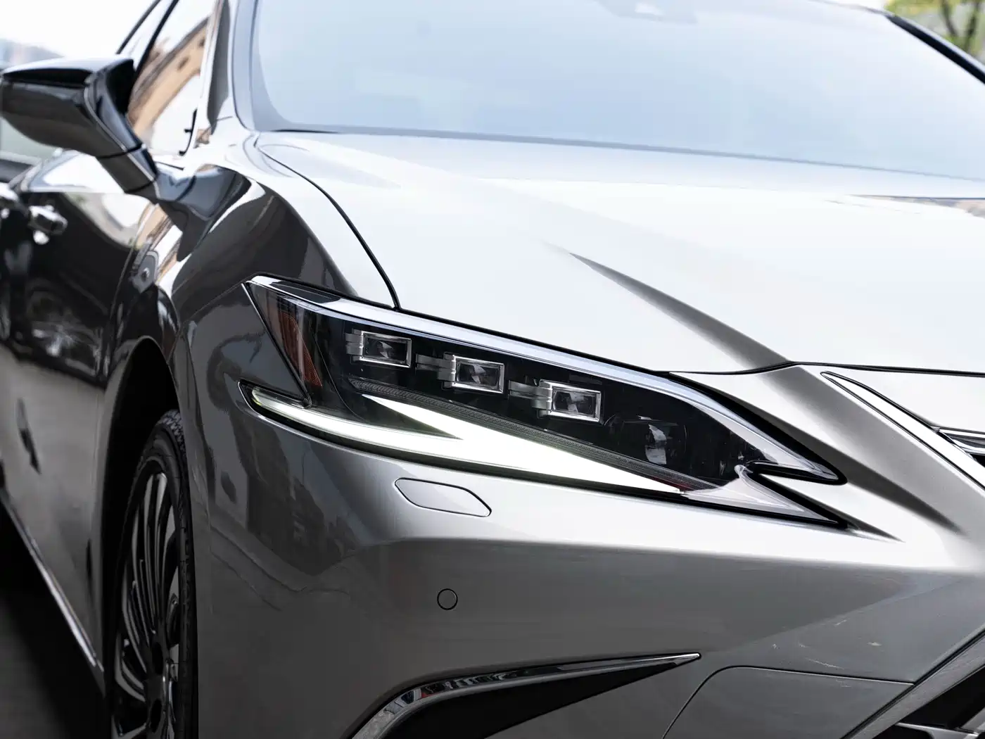 LEXUS ES