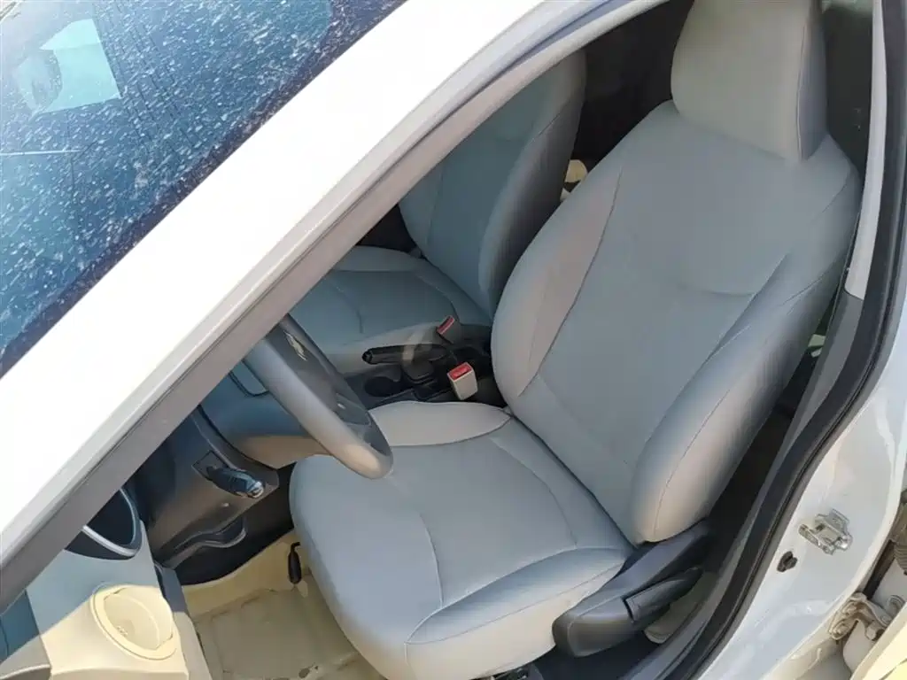 Chevrolet Sail 2015 Sail 3 1.3L Manual Cozy Edition фото 15