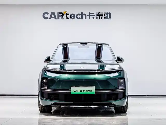 Li Auto Li Xiang L9 2025