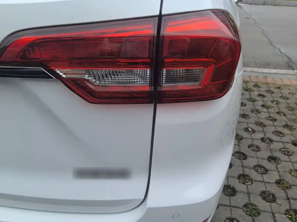 Haval M6 2018 2018 Facelift 1.5T DCT 2WD Elite Edition
