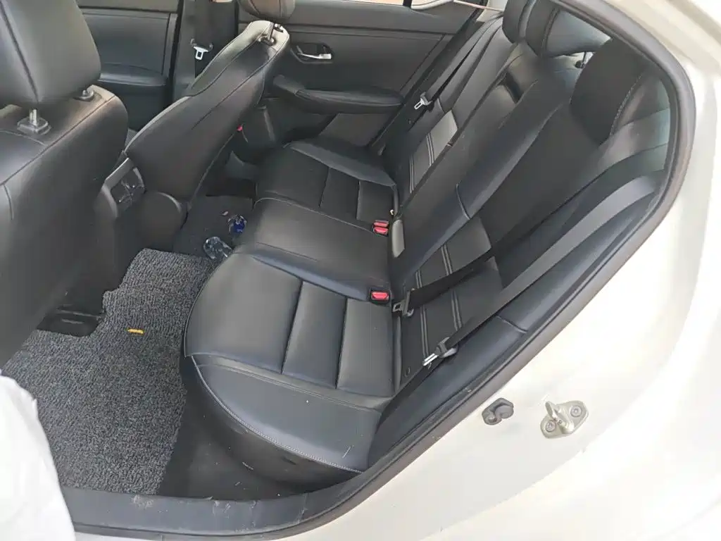 Nissan SYLPHY, миниатюра 15