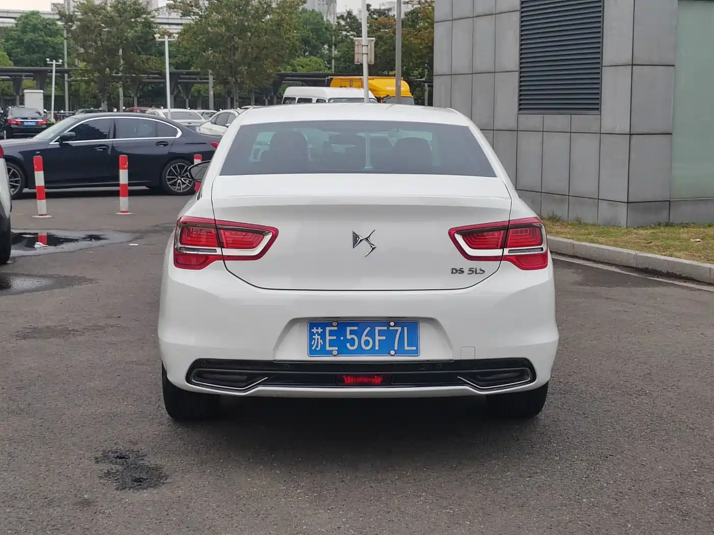 DS 5LS 2017 2016 1.6T Style Edition THP160