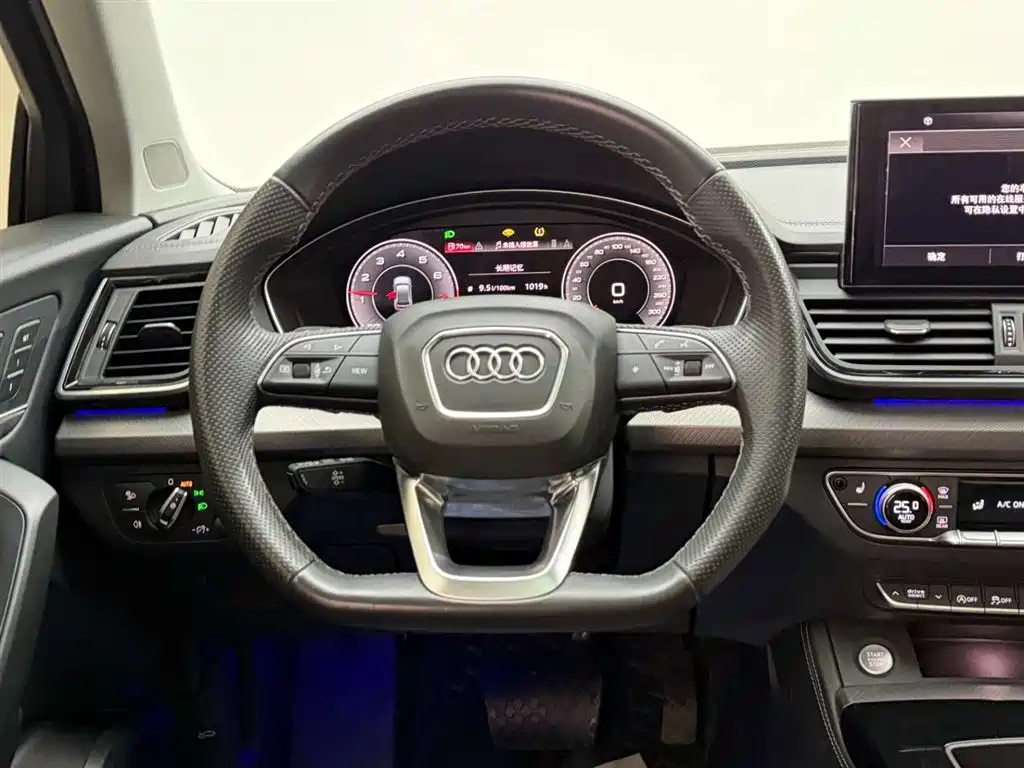 Audi Q5L 2022 45T Luxury Dynamic фото 27
