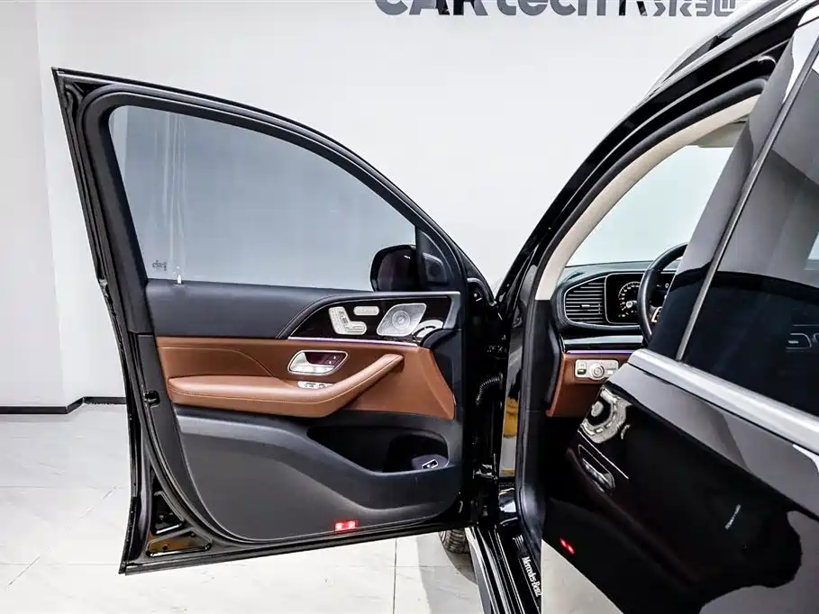 Mercedes-Benz GLE 2024 GLE 350 4MATIC Fashion фото 30