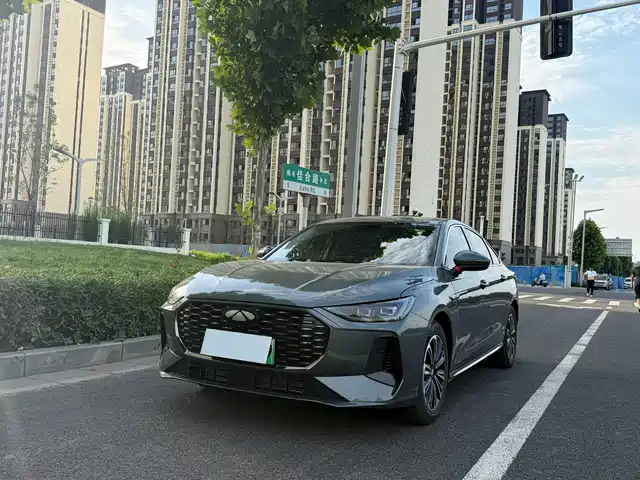 Chery Fengyun A8L 2025 1.5TGDI 145km Standard Type