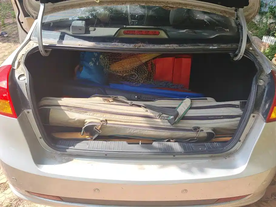 Buick Excelle 2013 1.5L Manual Classic Edition фото 4