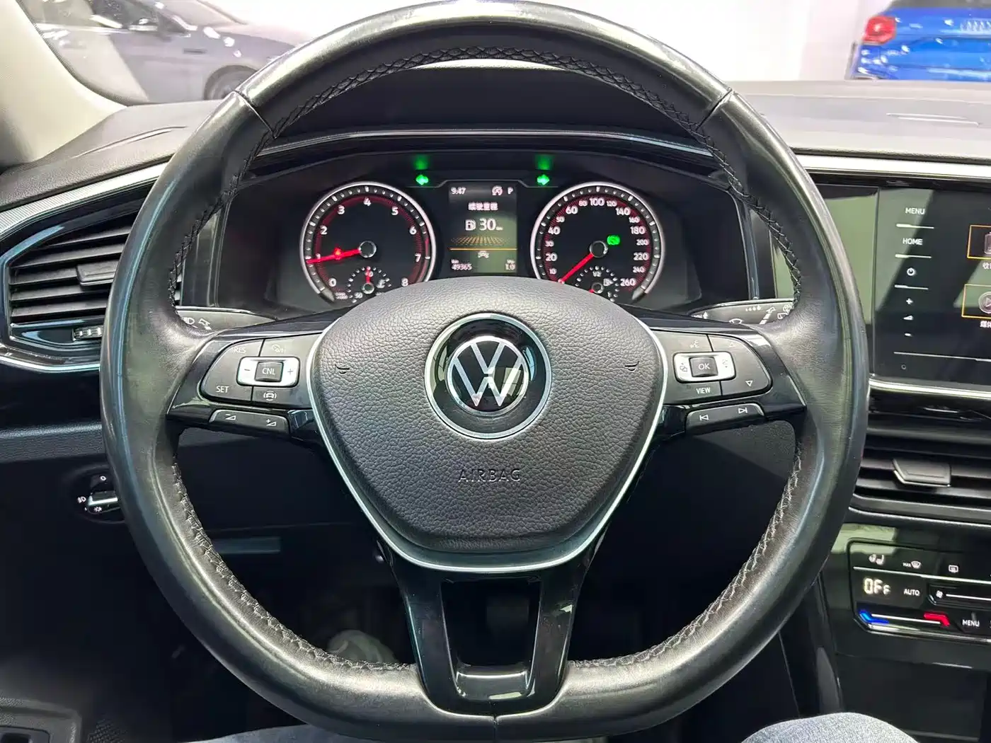 Volkswagen Tayron 2022 280TSI 2WD Luxury Smart Connect Edition фото 12