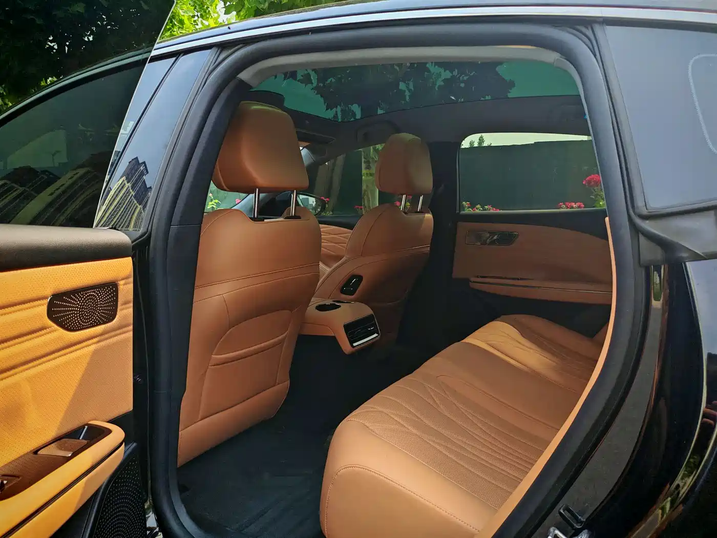 Geely Galaxy Galaxy Xingyao 8 2025 130km EM-i Premium Edition фото 5