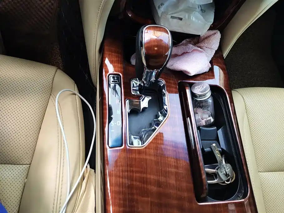 Toyota Crown 2015 2.5L Smart Edition фото 16
