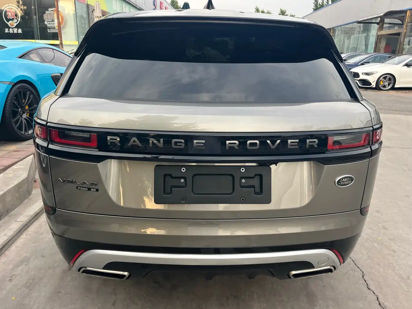 Land Rover Range Rover Velar 2017 P380 R-DYNAMIC SE фото 3