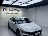 Photo 1 - Hyundai Elantra