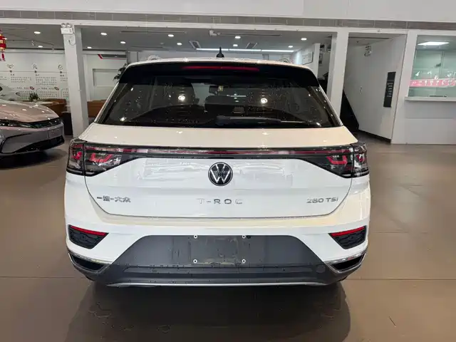 Volkswagen T-ROC 2023 280TSI DSG 2WD Time Edition — фото 5