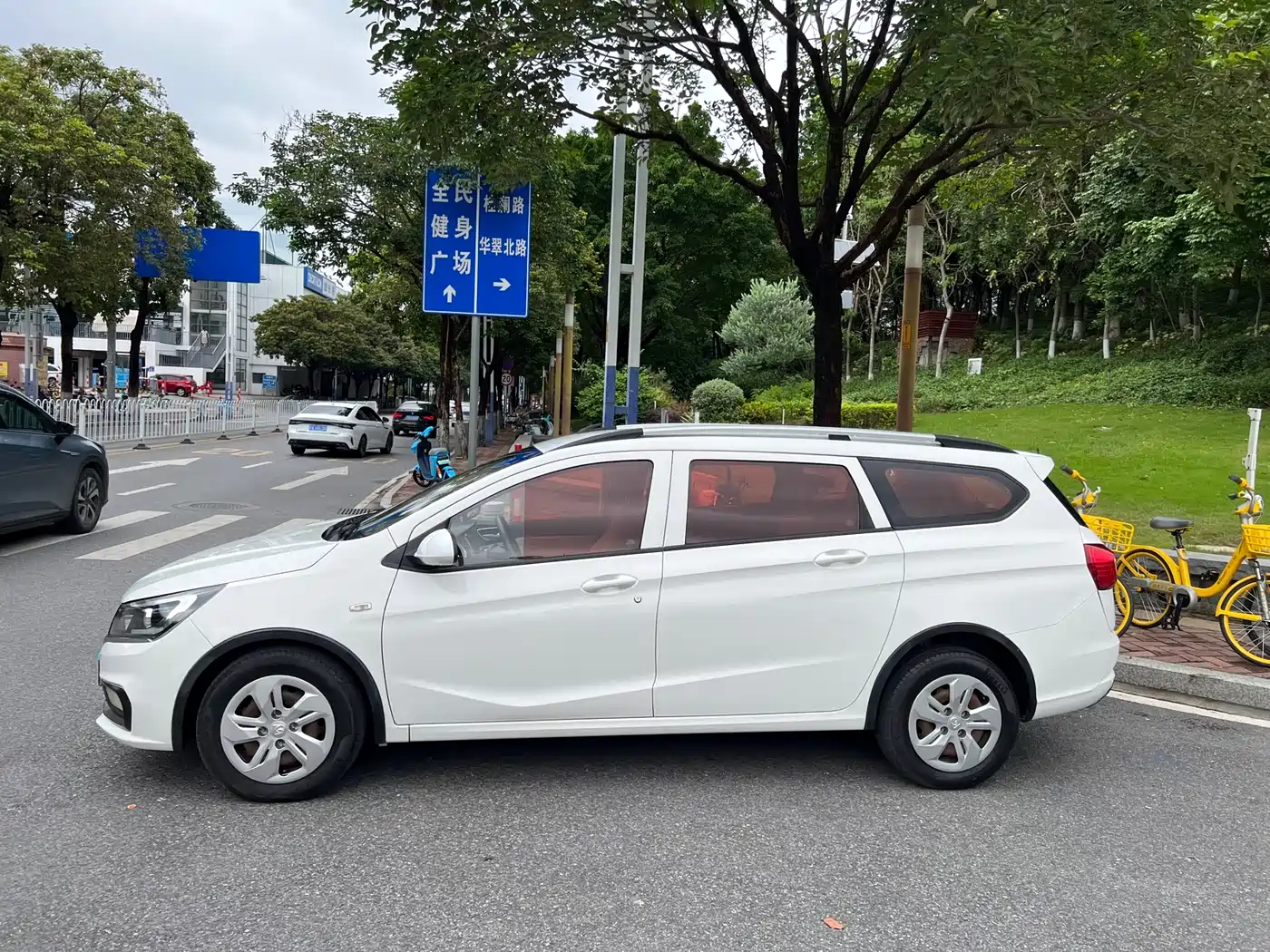 Baojun 310W 2018 2017 1.5L Manual Comfort China V