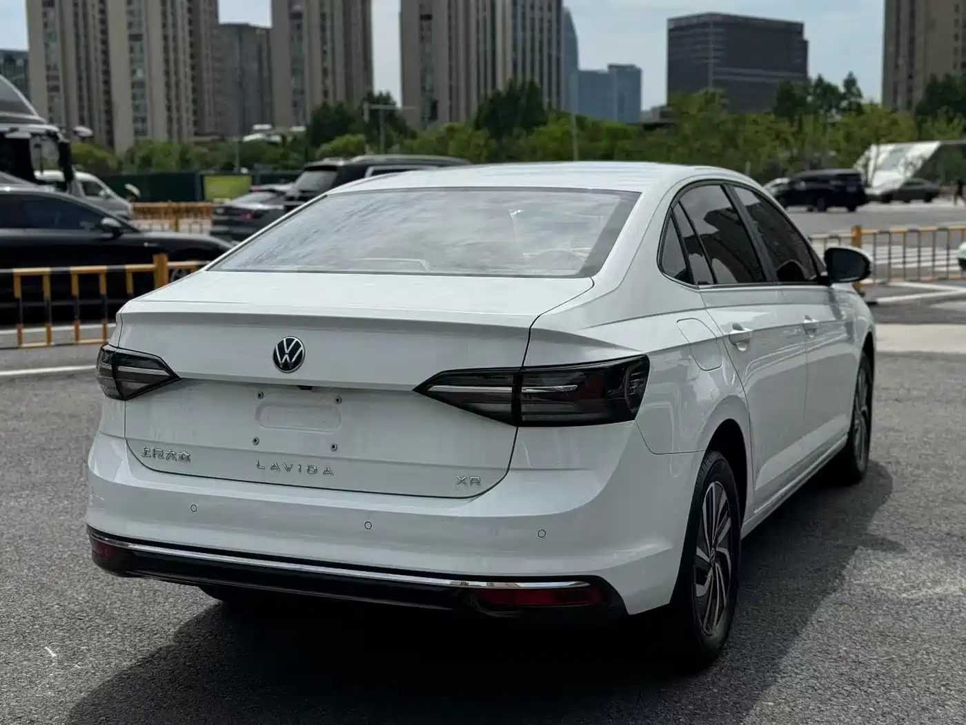 Volkswagen Lavida 2025 Model New Edge 1.5L New Wish Edition фото 9