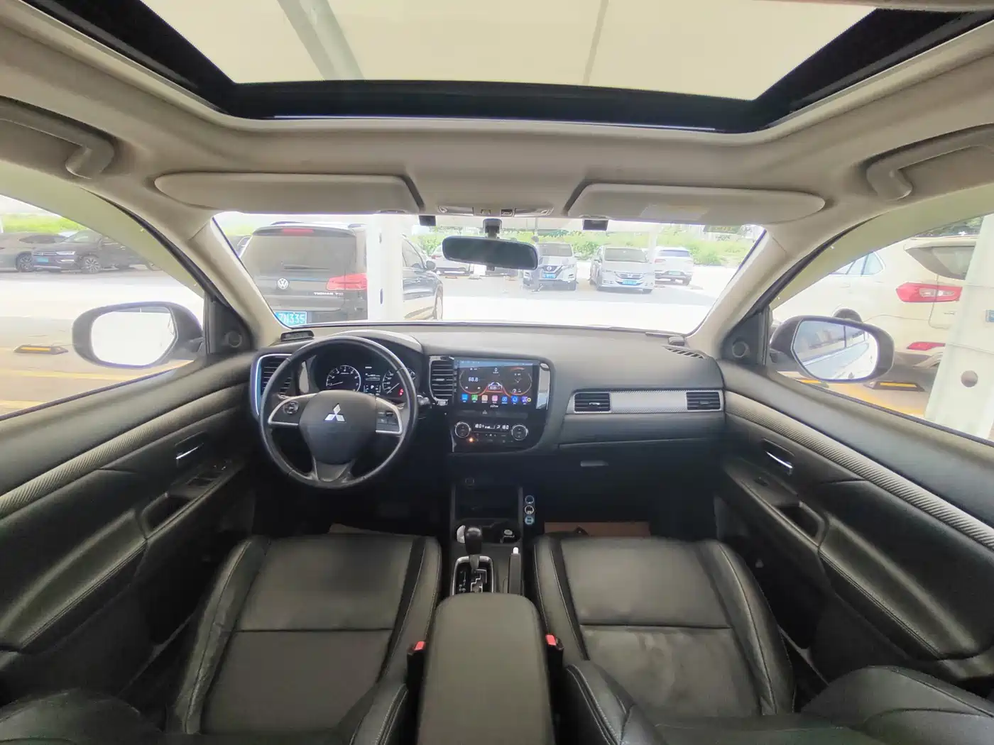 Mitsubishi Outlander (Import) 2013 2014 2.4L 4WD Luxury Value Edition 5-seater