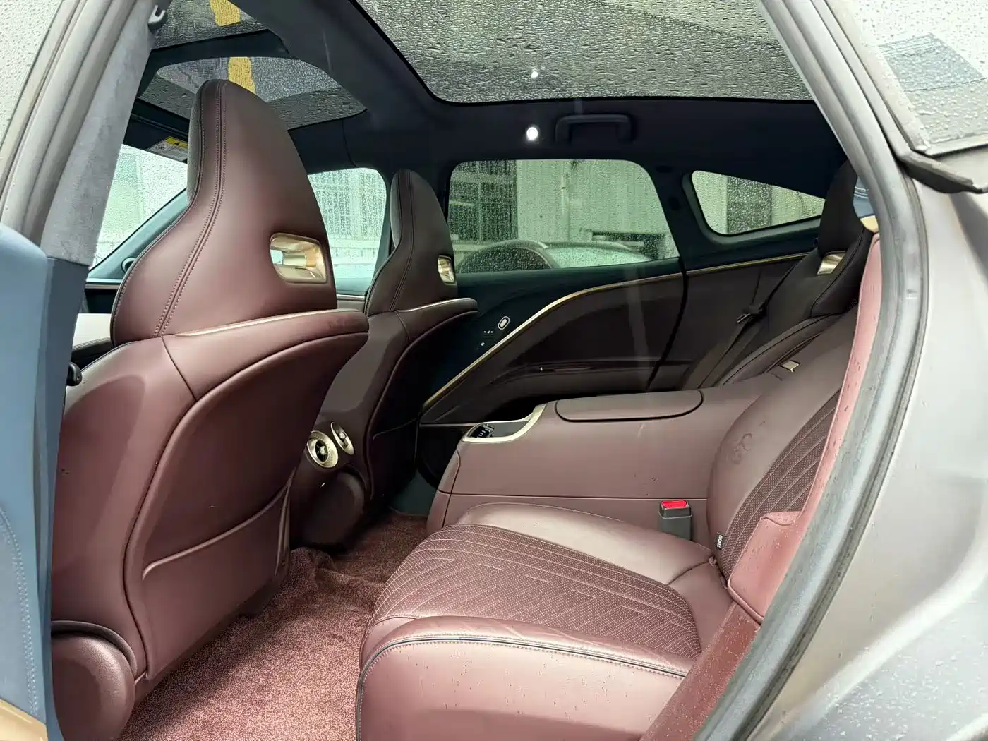 Avatr 11 2022 Extended Range Dual Motor Luxury Edition 4-Seater фото 6