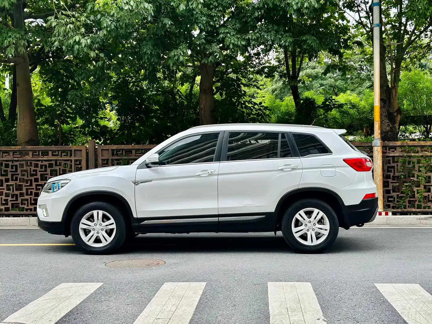 Фото 3 - Changan CS75