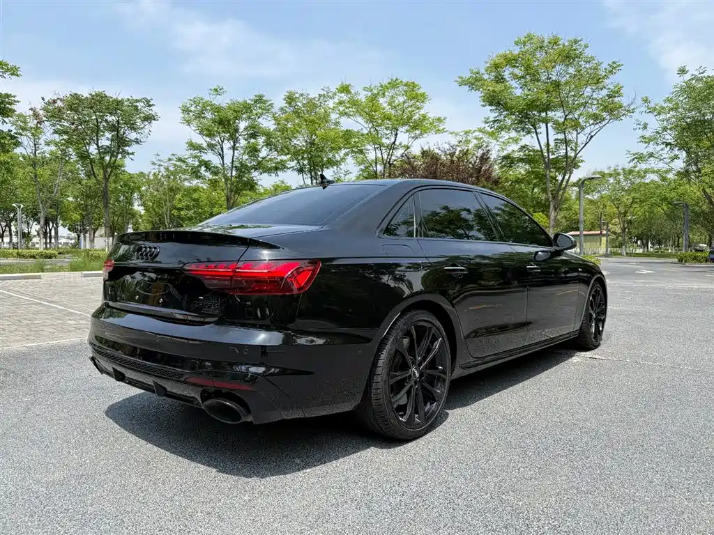 Audi A4L 2020 45 TFSI quattro Premium Elegance фото 14