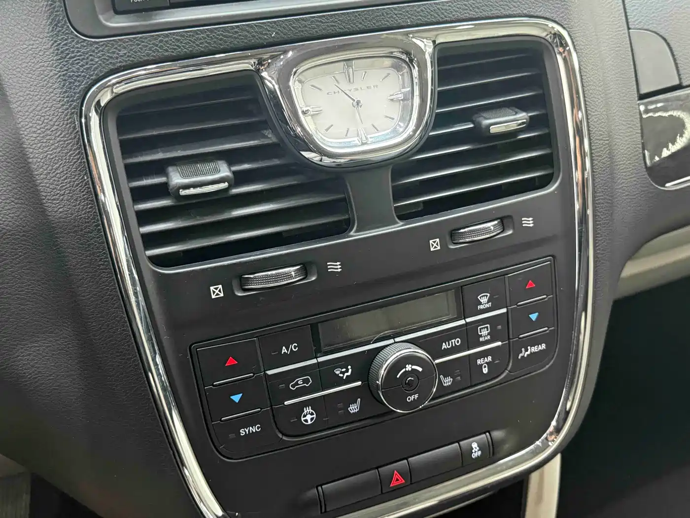 Chrysler Grand Voyager (Import) 2014 2013 3.6L Luxury Edition