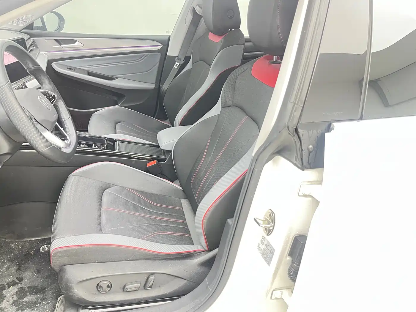Volkswagen Lamando 2022 Lamando L 280TSI DSG Cool Edition фото 5