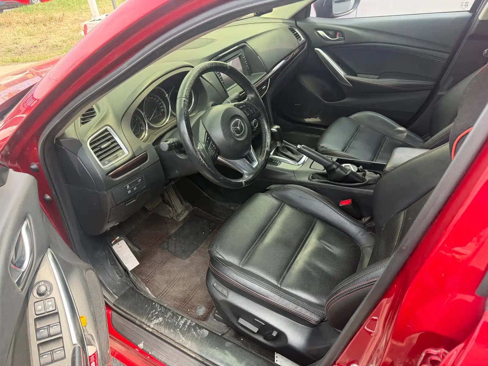 Photo 8 - Mazda Atenza