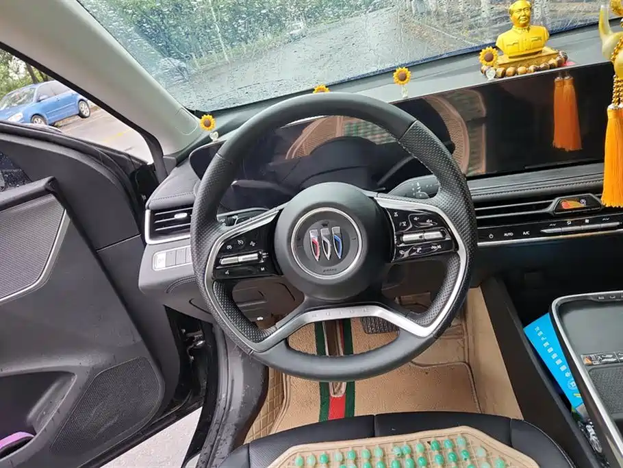 Buick LaCrosse 2025 Model 28T Platinum Edition фото 15
