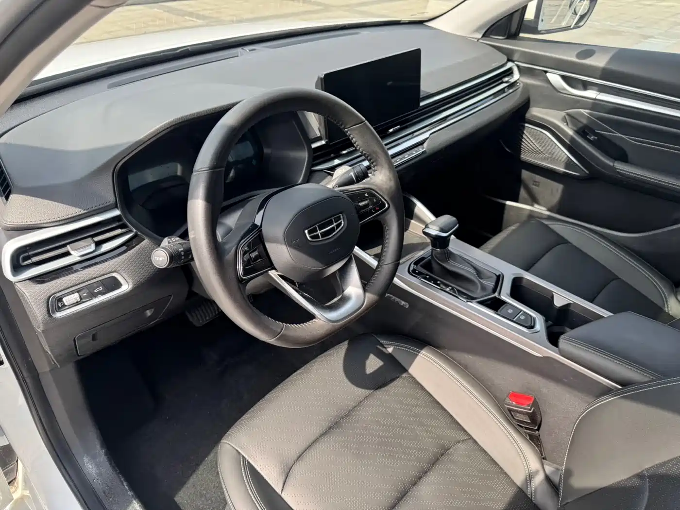 GEELY AUTOMOBILE EMGRAND