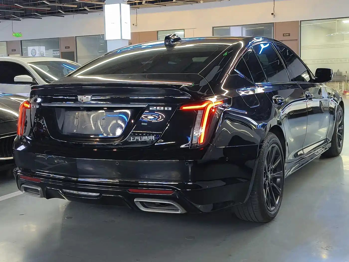 Cadillac CT5 2024 28T Luxury Model фото 16