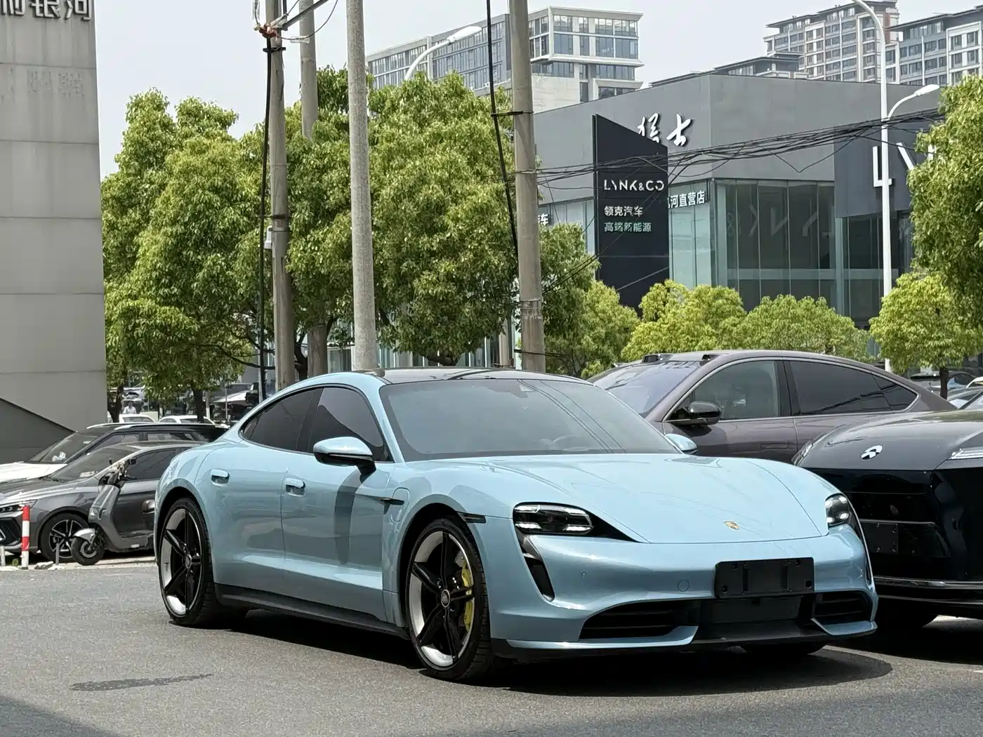 Porsche Taycan 2020 Taycan фото 3