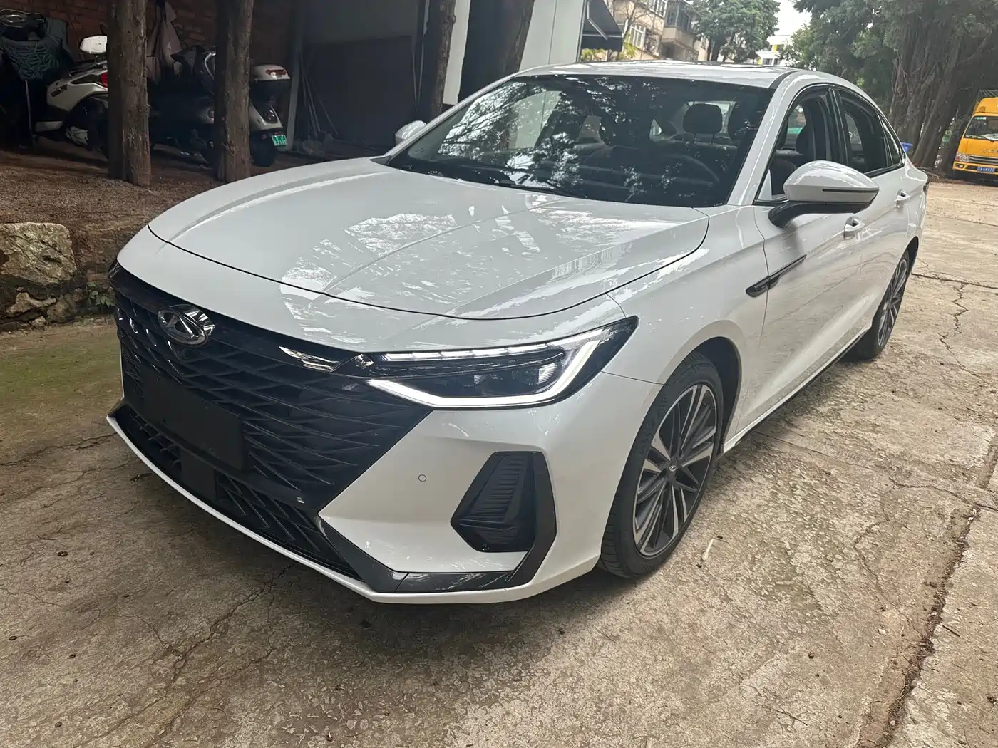 Chery Arrizo 8 2024 High-Performance 2.0T DCT Royal