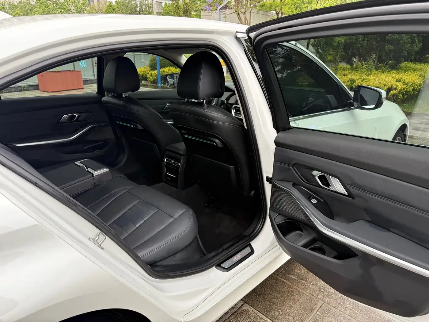 BMW 3 Series 2020 325Li Launch Edition фото 42