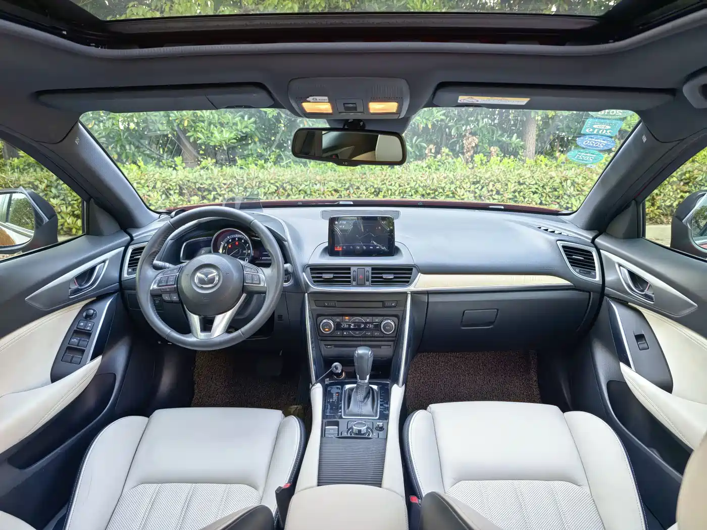 Фото 9 - Mazda CX-4