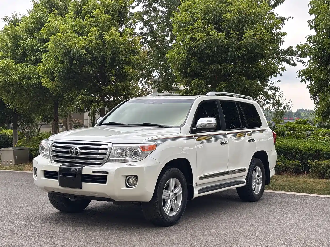 Toyota Land Cruiser (Import) 2015 4.0L V6 Middle East Limited Edition