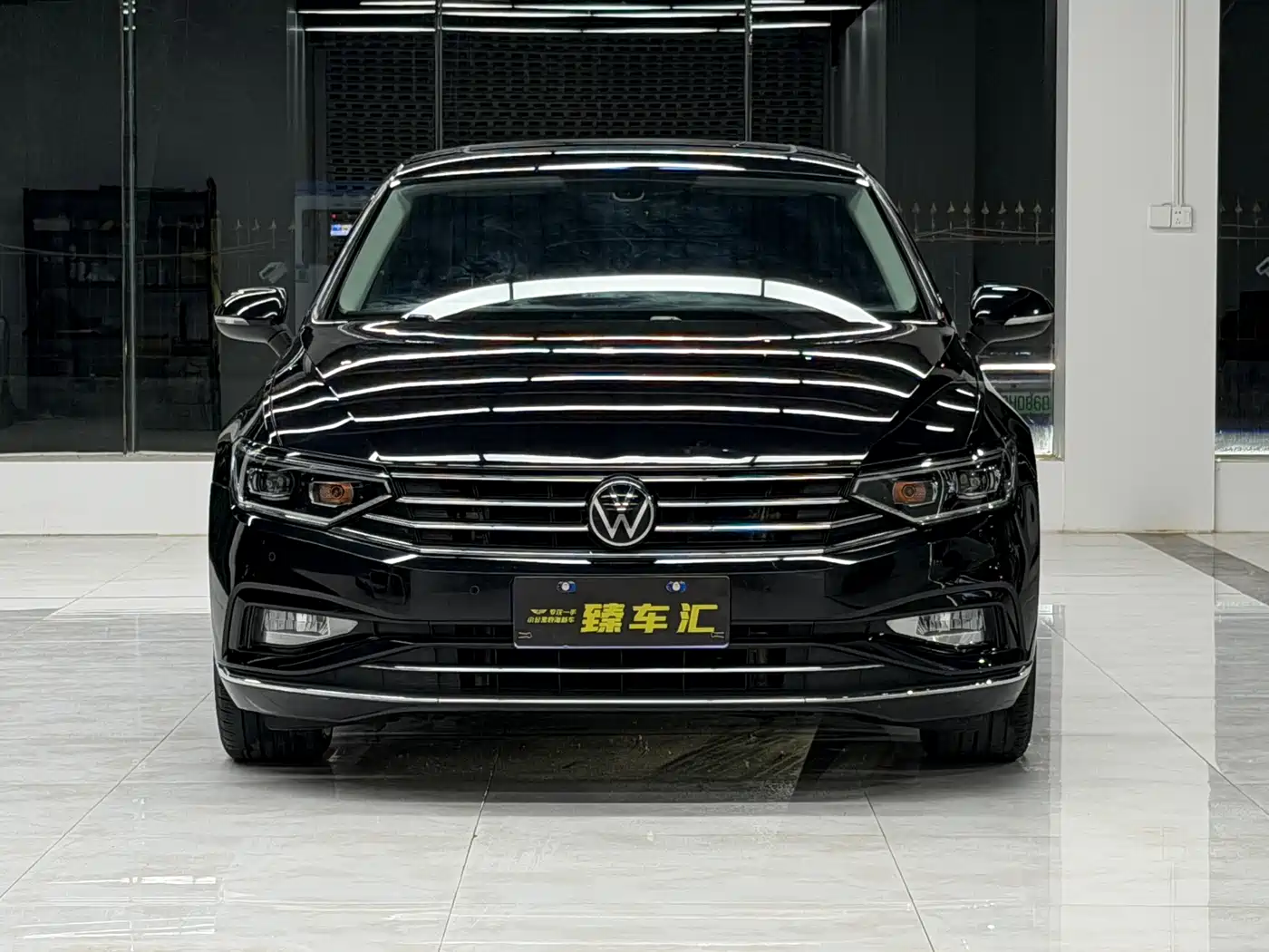 Volkswagen Magotan 2020 330TSI DSG Leading фото 2