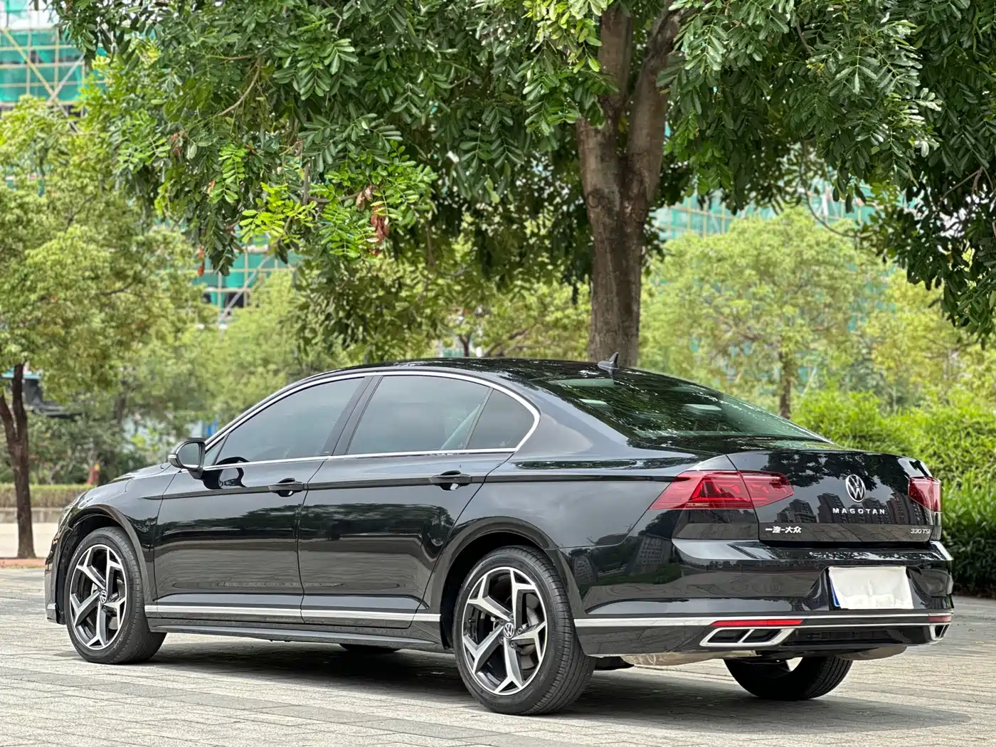 Volkswagen Magotan 2023 2 Million Units Anniversary Edition 330TSI DSG Leading Type фото 4