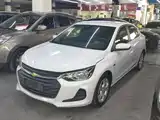 Photo 2 - Chevrolet Cavalier
