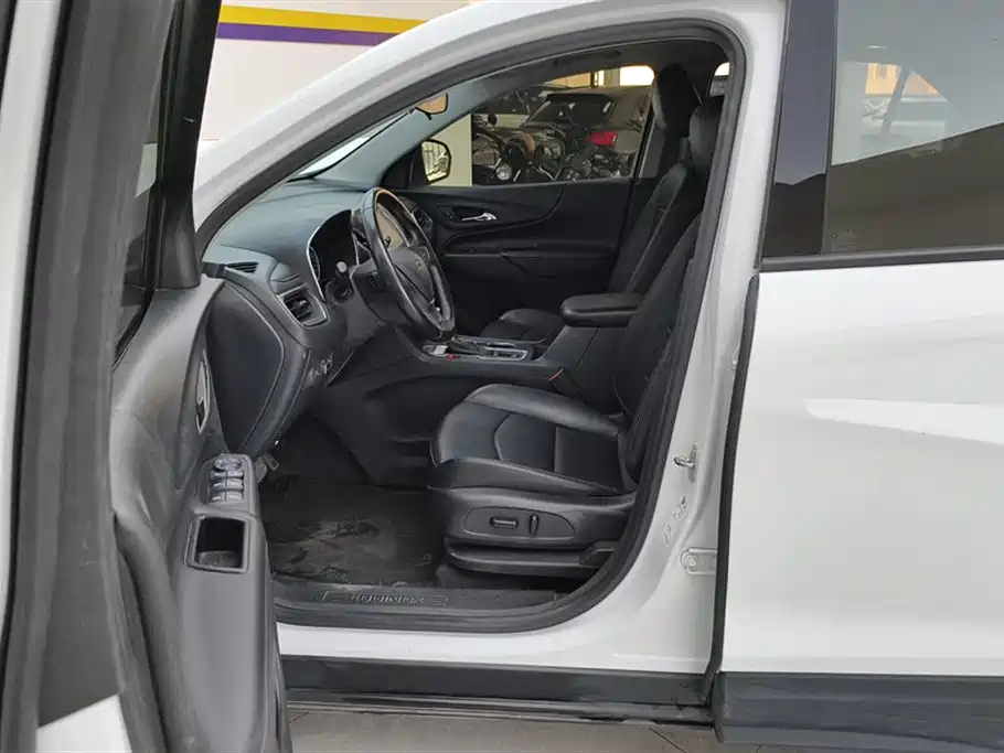 Chevrolet Equinox 2019 Redline 550T Auto 4WD Tuojie RS Edition (China VI) фото 9